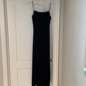 Valvet Maxi dress